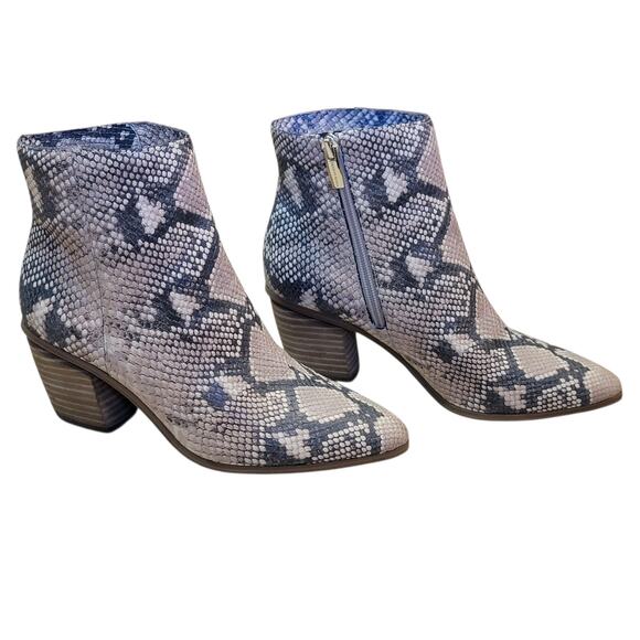 Vince Camuto Grasem Snakeskin Western Boots Pointed Toe Tan Gray 7M Boho NWT - Picture 4 of 13